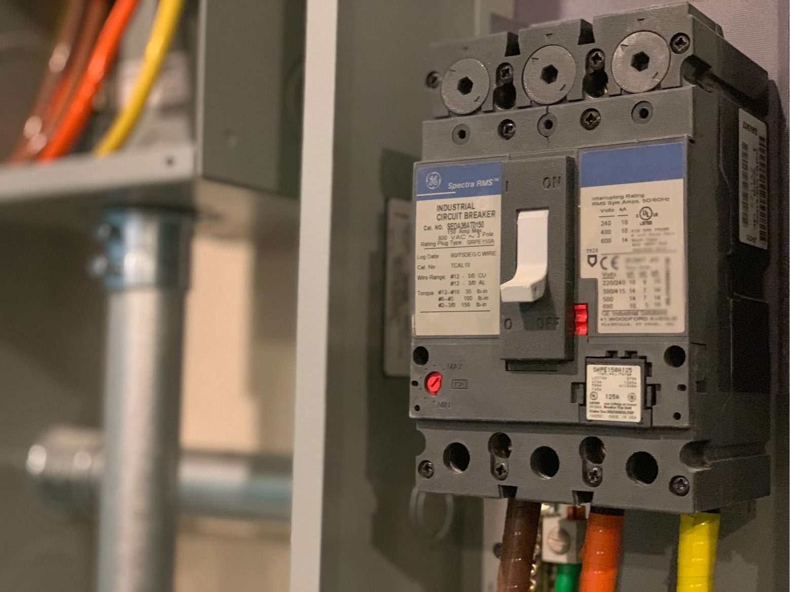 Cuadros Eléctricos: Regulaciones y Normativa